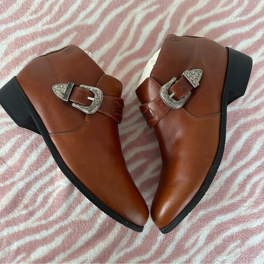 Ariat Brown Leather Ankle Booties with Silver Buckles Size 9